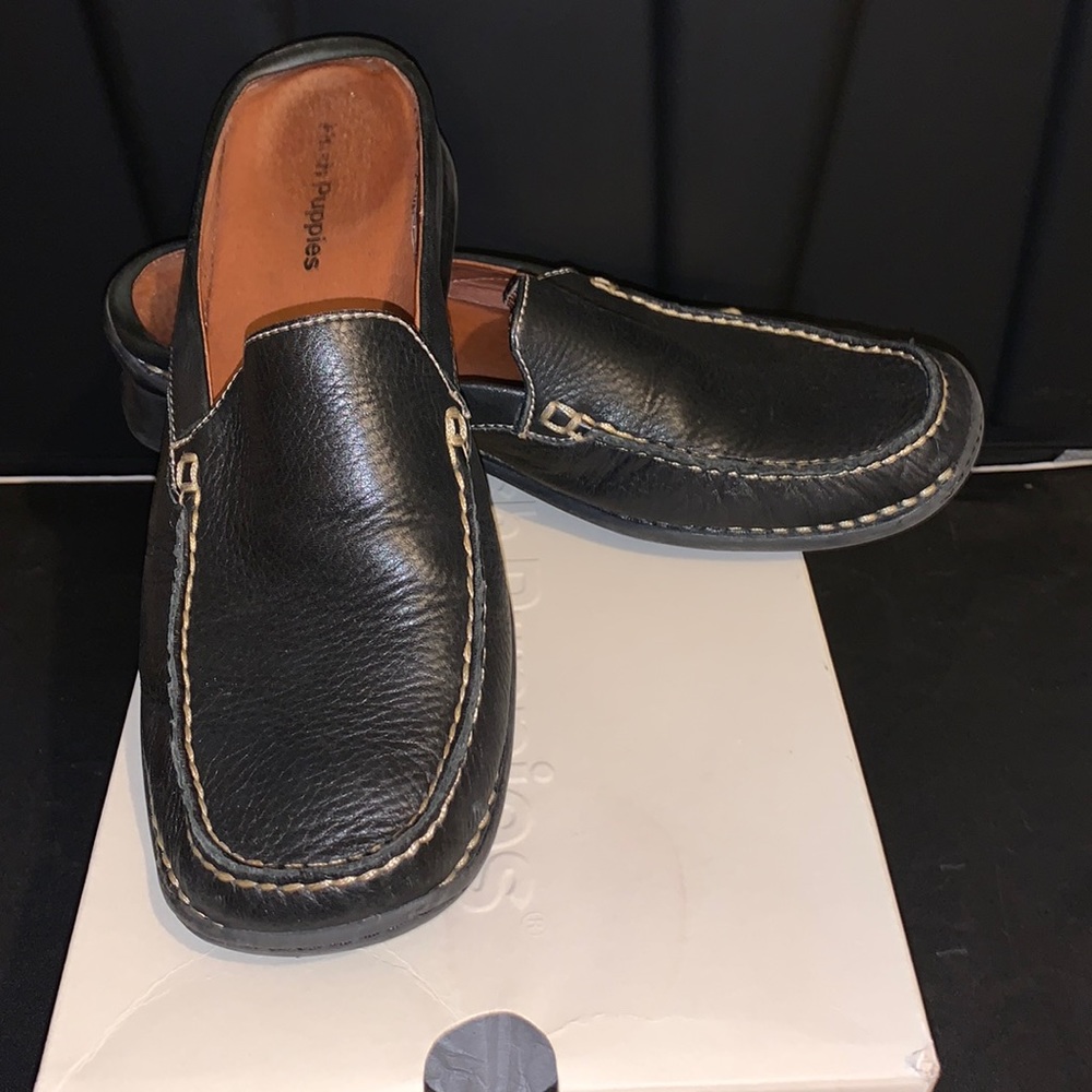 Leather black mule
